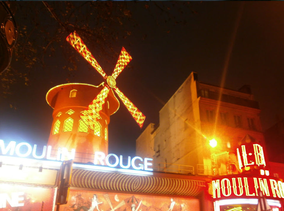Viaggio in Francia - Parigi Moulin Rouge