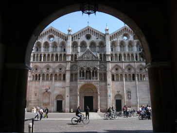 Ferrara - Cathedrals [credit photo: Gianpiero Buonagurelli]